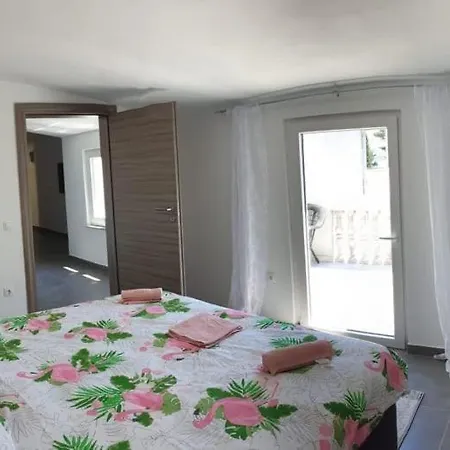 Apartman Rosa * Posedarje